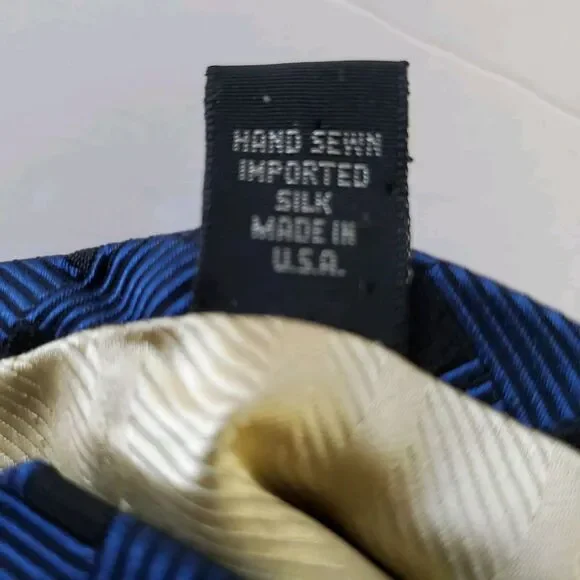 Robert Talbott 100% Silk Necktie Handsewn Dark Blue Black Estate Designer Sharp